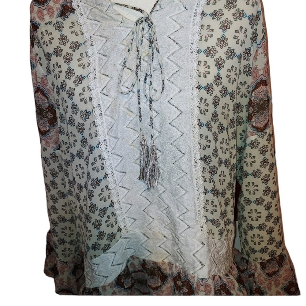 La Threads Plus BOHO Blouse Split Bell Sleeves. 2X